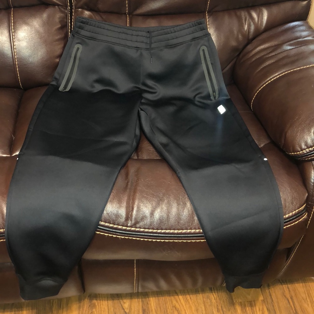 Men’s second skin joggers